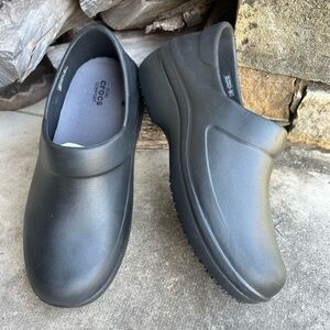 CROCS NERIA Pro II Clogs in black Dual Comfort Sz-8.  I